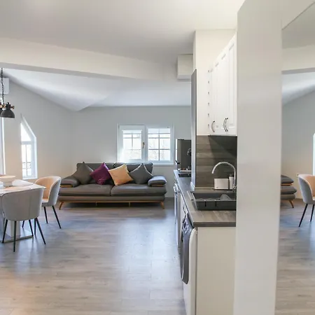 ъгловата къща 公寓式酒店