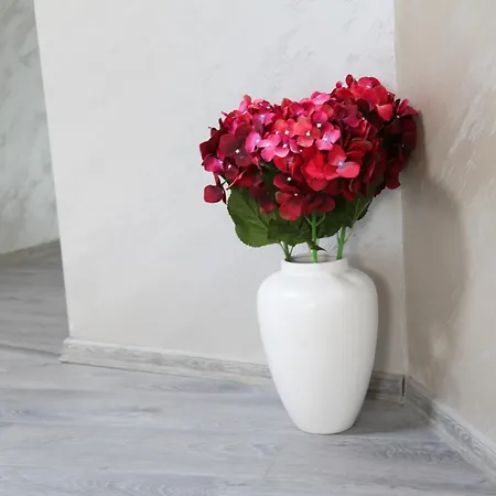 ъгловата къща 3*