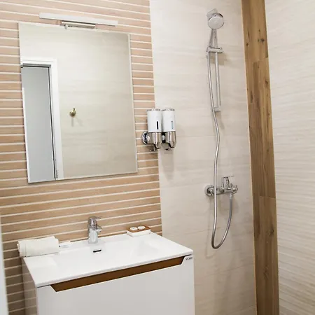 Apartmanhotel ъгловата къща Lovecs