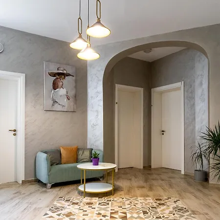 ъгловата къща 公寓式酒店